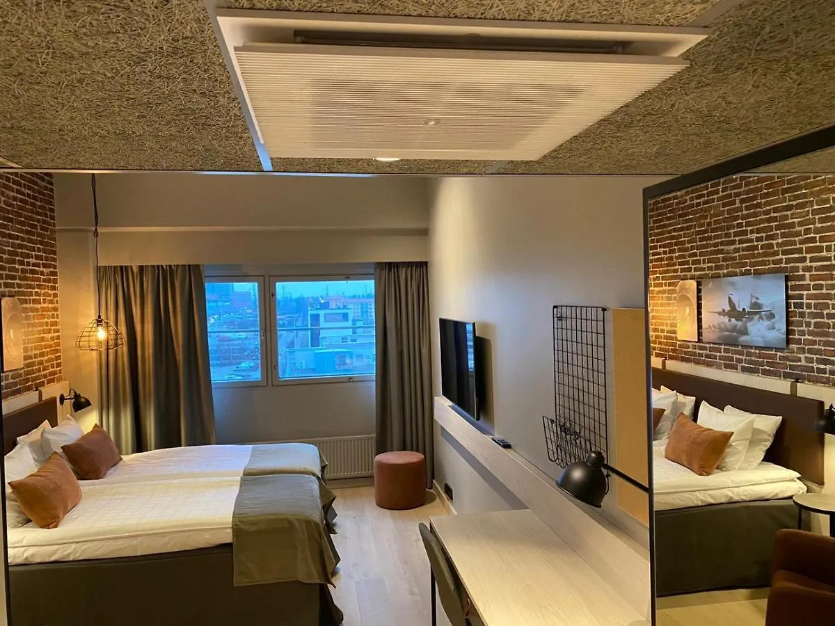Skyline Airport Hotel Vantaa 4*,  Finland
